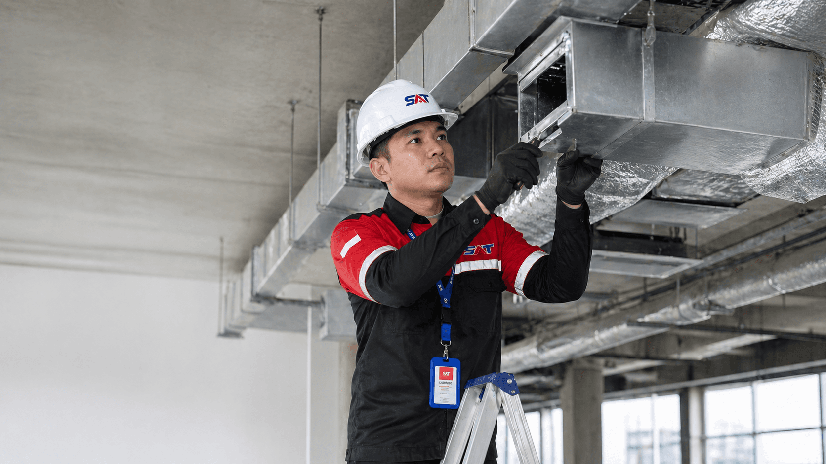 HVAC technician at work - CV. Samudera Abadi Teknik